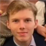 Experimentado, versátil, alegre, disciplinado, paciente y suelo conectar rápidamente con el alumno independientemente de su edad